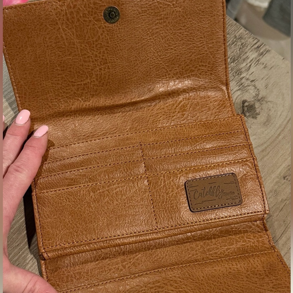 Catchfly Brown Metallic Large Flap Wallet NWT - Picture 7 of 9